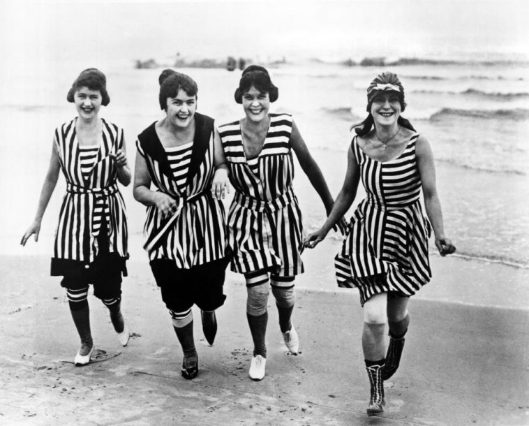Craziest Fashion Trends From Each Decade | historysalad - Part 3