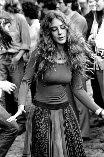 Iconic Vintage Photos From Woodstock Historysalad Part 26